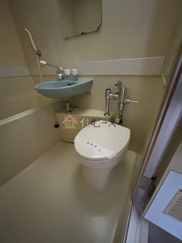 新大阪コーポビアネーズ ベランダ