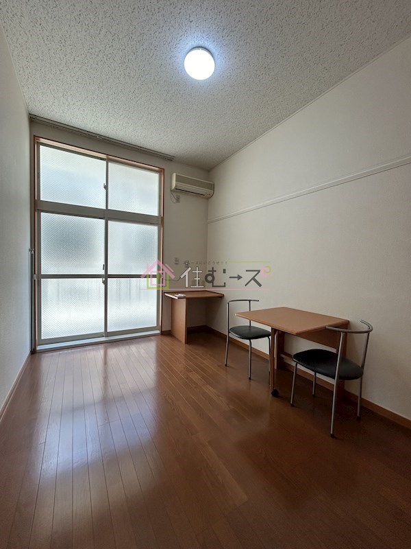 平野市町マンション ベッドルーム