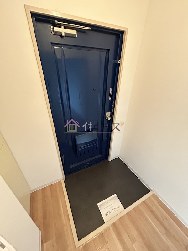 コーポエクシード 玄関