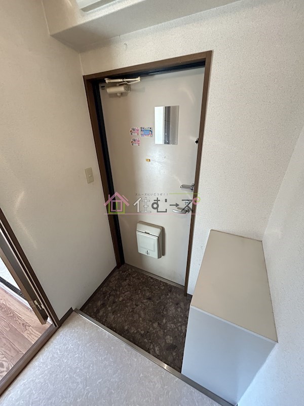 クラトン平野 玄関