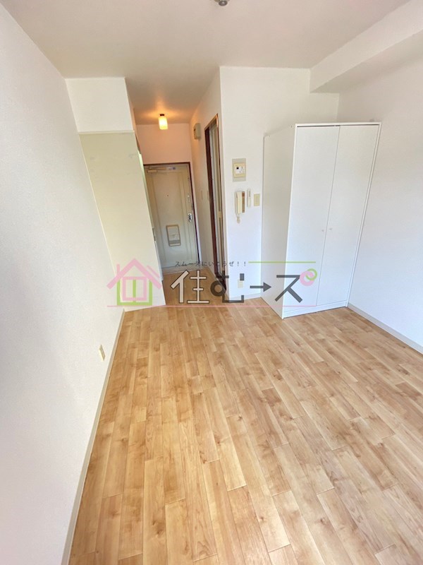 グルパ十三 リビング