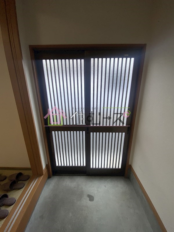 中本1丁目テラスハウス 玄関