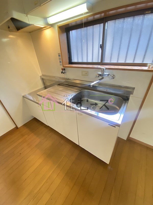 中本1丁目テラスハウス キッチン