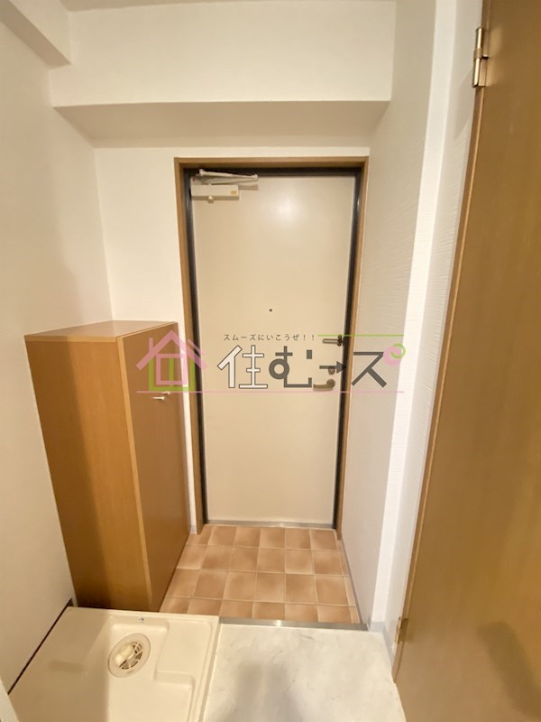 プリヴェ1号館 玄関