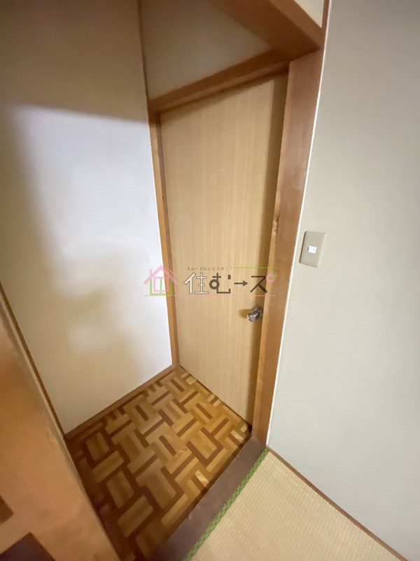 第一ハイツ 玄関