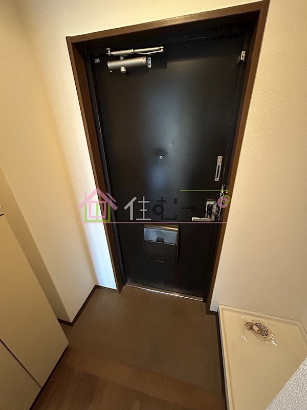 リファインハイツナカモト 玄関