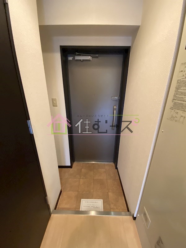 インペリアル靭本町 玄関