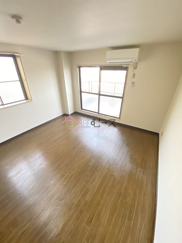 グローバルエイト ベッドルーム