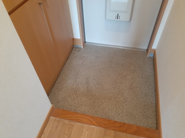 マーベラス 玄関