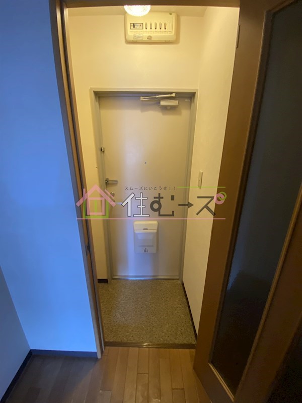 ハイツ丸松 玄関