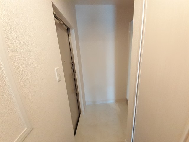 オーヴェスト　アンビエンテ　Ⅰ 玄関