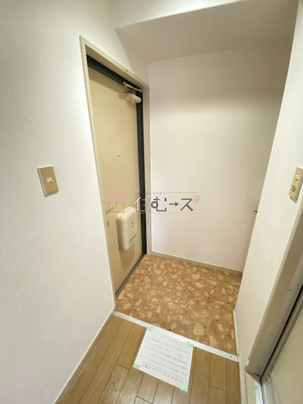 タイホウハイツ敷津3番館 玄関