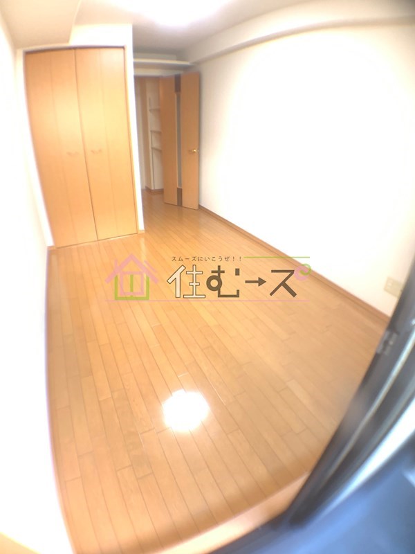 サムティ心斎橋East リビング