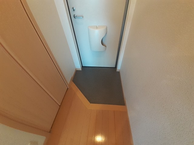 ダイアナ　レイク 玄関