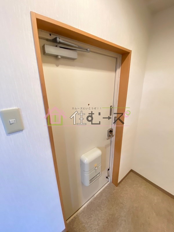 FRONT FIELD長居東 玄関