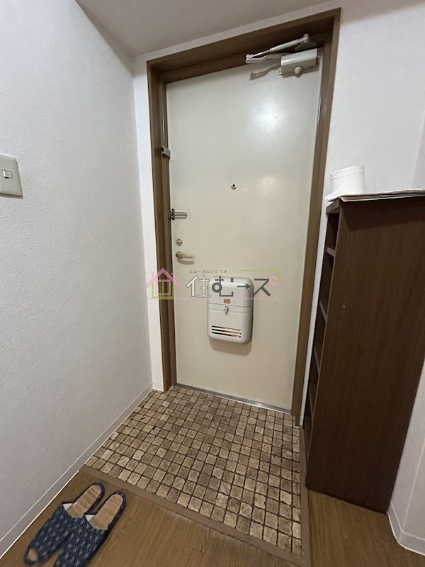 リバティ内代 玄関