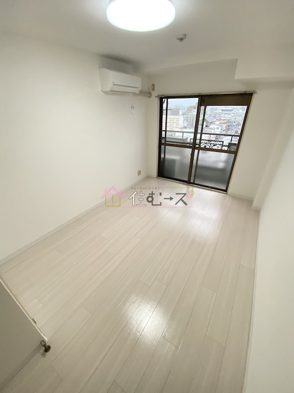 ロイヤル巽 ベッドルーム