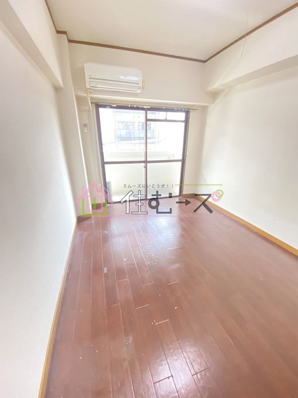 ホワイトグロリア ベッドルーム