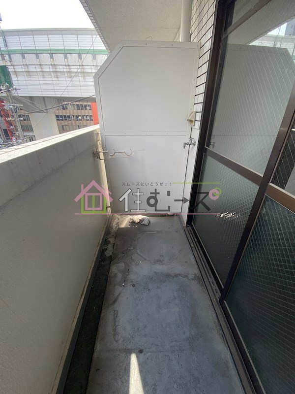 ホワイトグロリア ベランダ