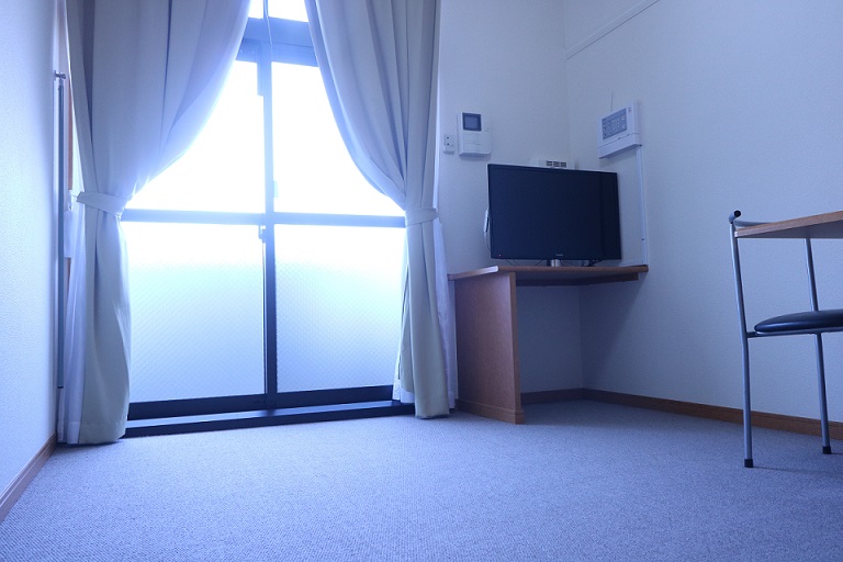 レオパレス新町グリーンパーク リビング