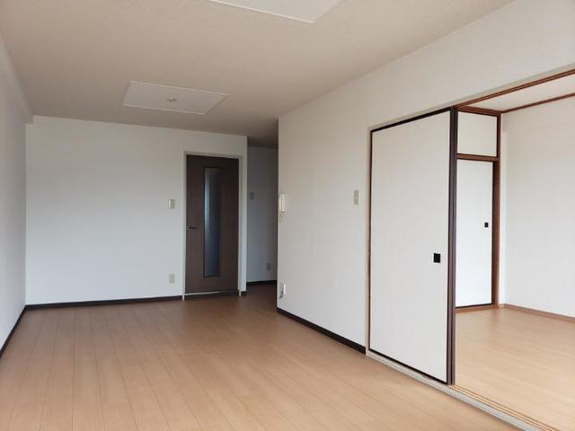 セピア辻井横小路 リビング