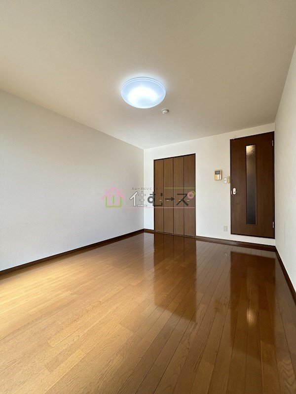 ルミエール　巽 リビング