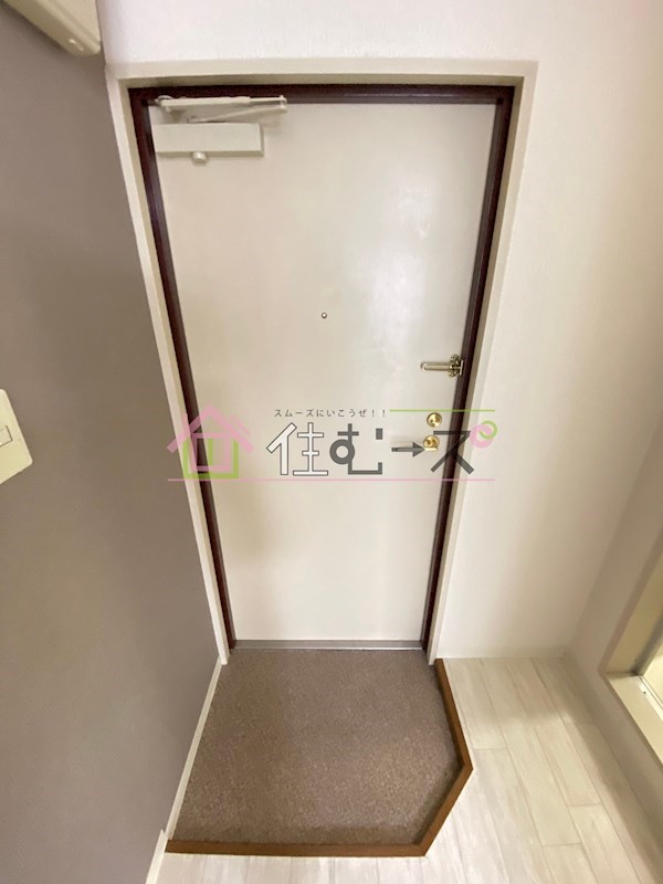 メゾン宮田 玄関