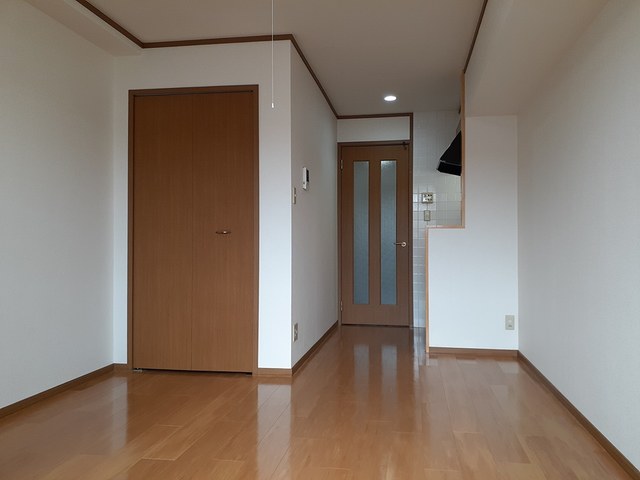 アヴァンリヴィエール リビング