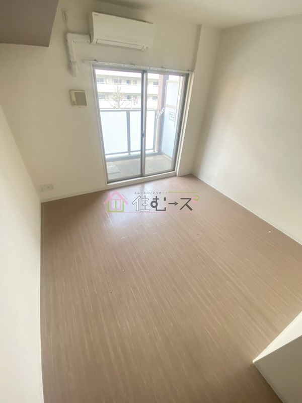 メゾンキコー難波南 ベッドルーム