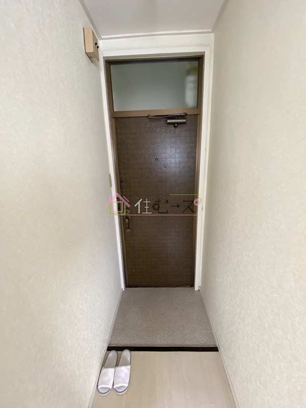 ハイツ富士 玄関