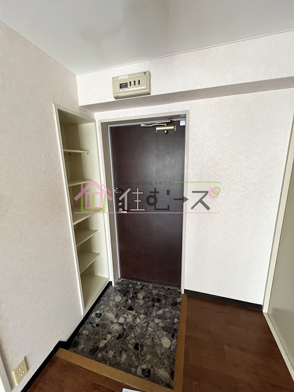 エクセレンス樹羅 玄関