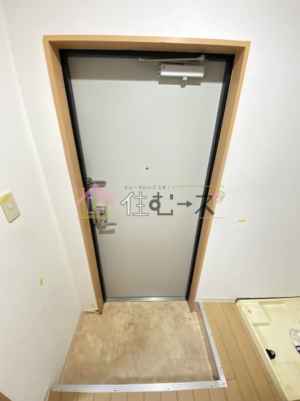 プレアール平野本町 玄関