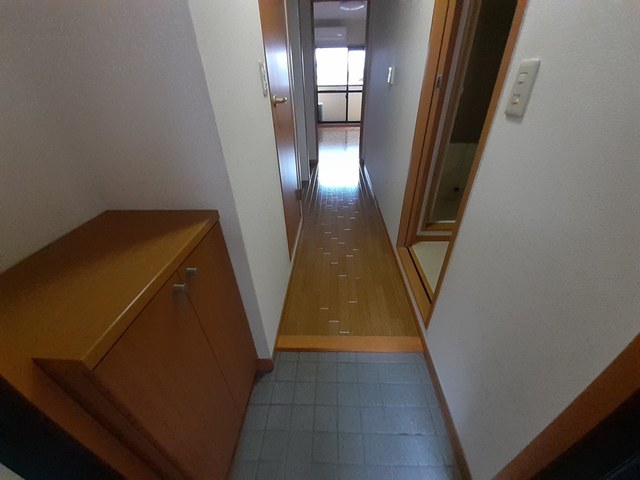 クノスペン 玄関