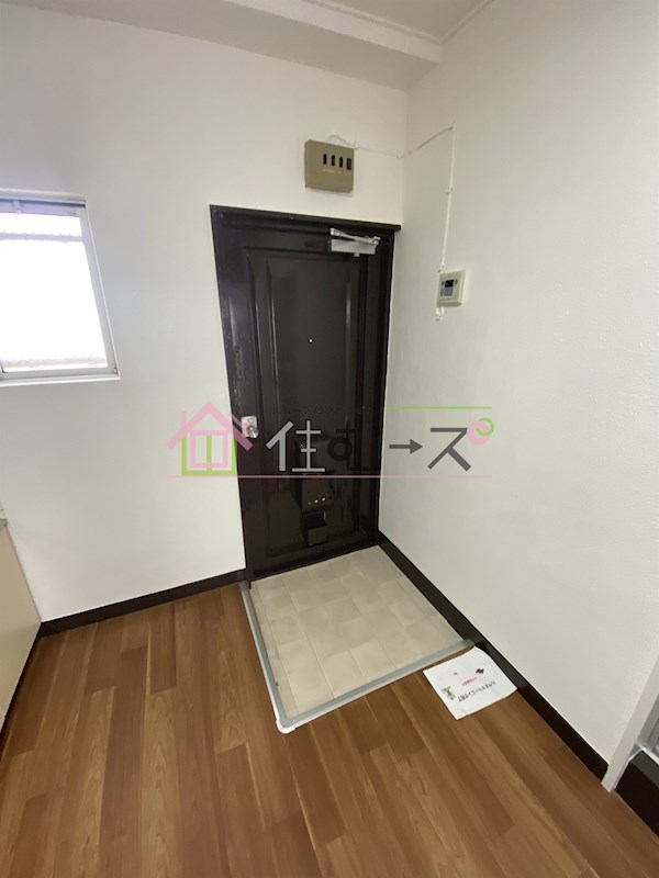 タカイレジデンス 玄関