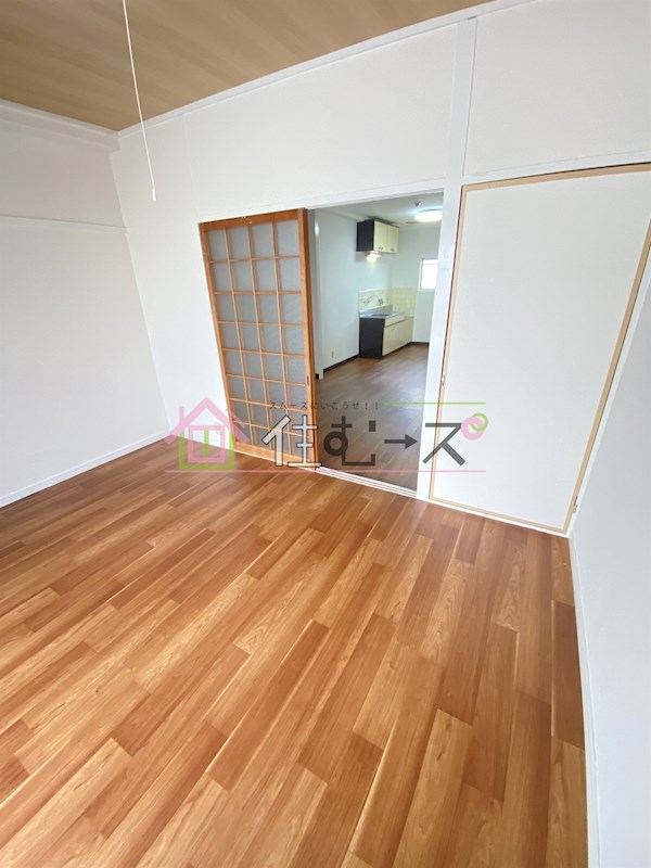 タカイレジデンス リビング