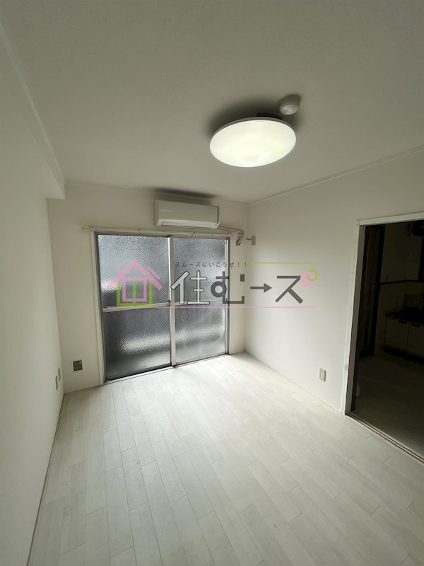 三賀マンション ベッドルーム