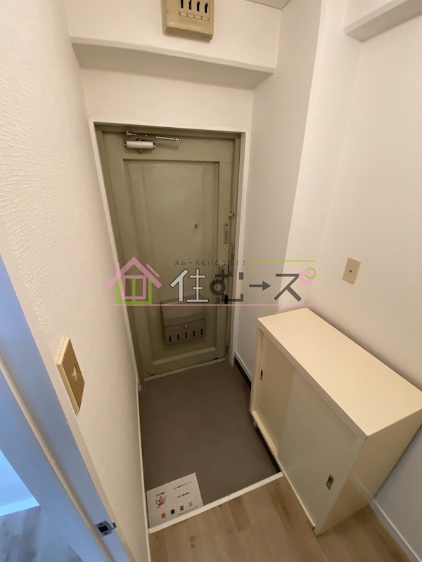 日誠マンション 玄関