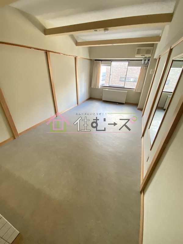 新大阪コーポビアネーズ ベッドルーム