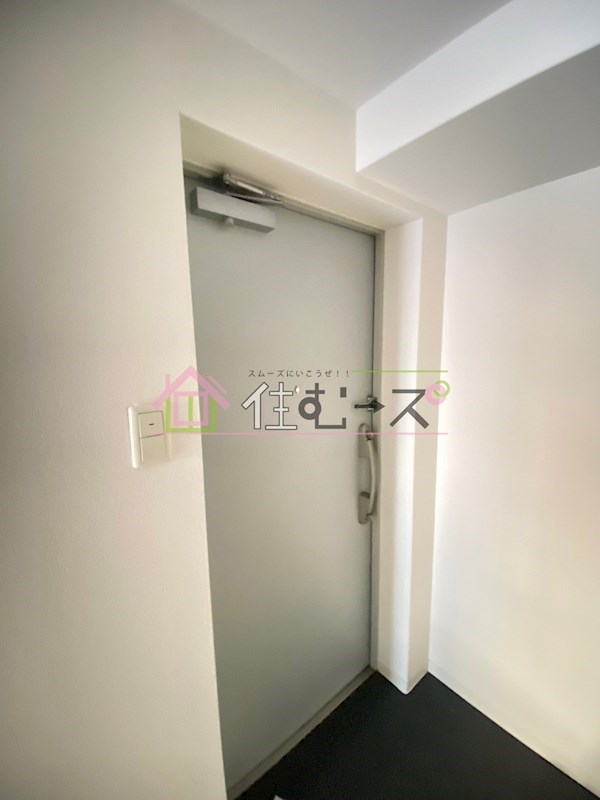 エグゼ難波南 玄関