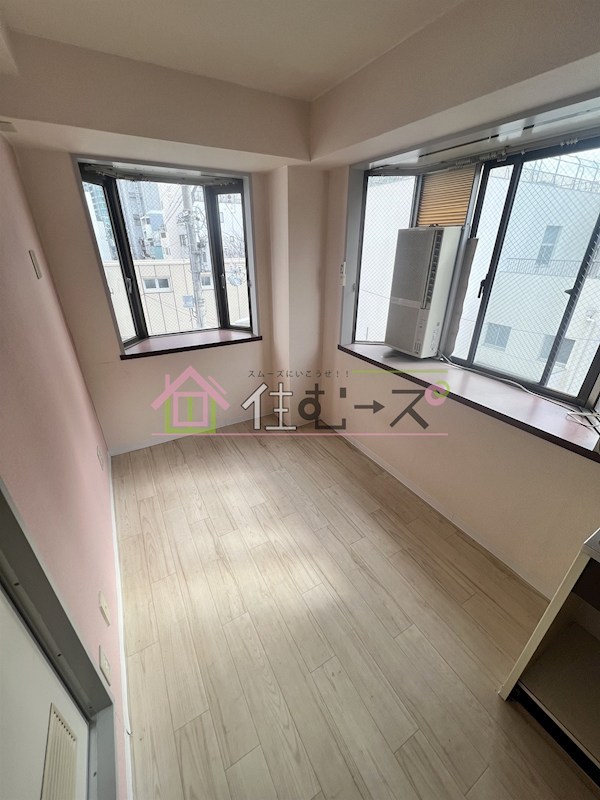 菅栄町レディースマンション ベッドルーム