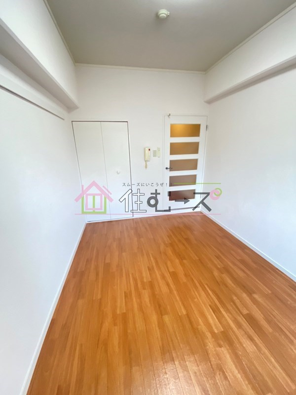 大国町青山ビル リビング