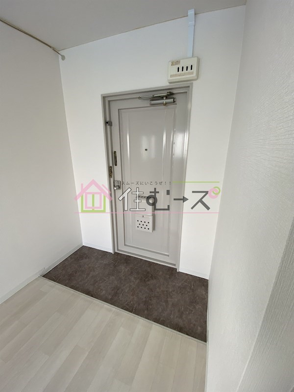 グランドハイツ加美東 玄関