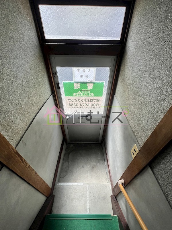 深江南 貸家 2階部分 玄関