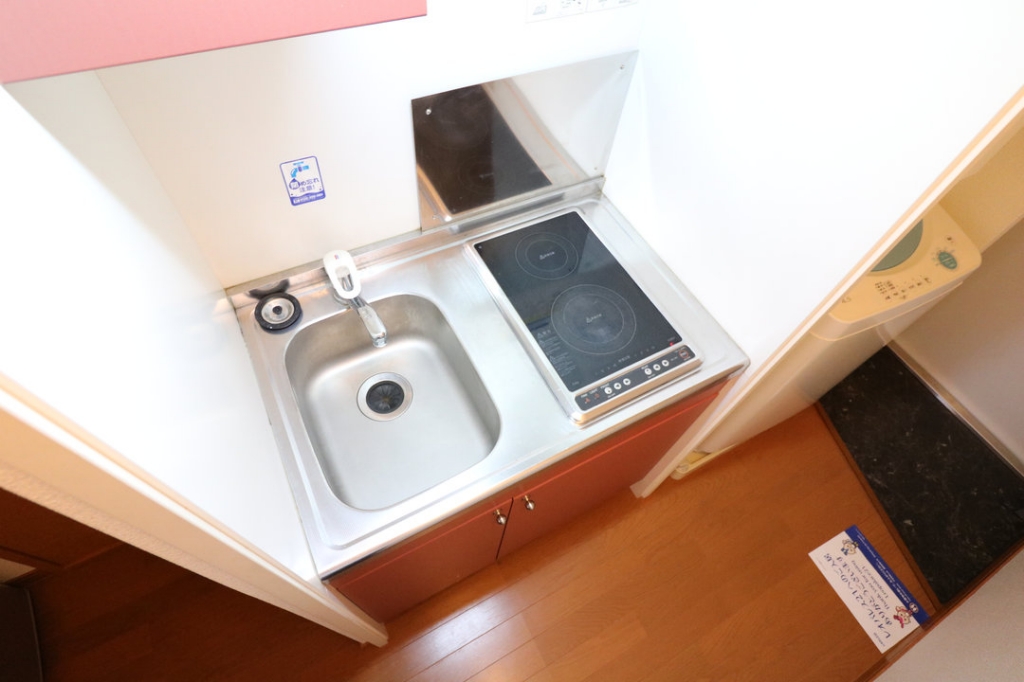 レオパレスメイプル名来 キッチン