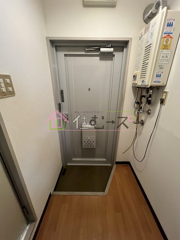 ランドレディー深江橋 玄関