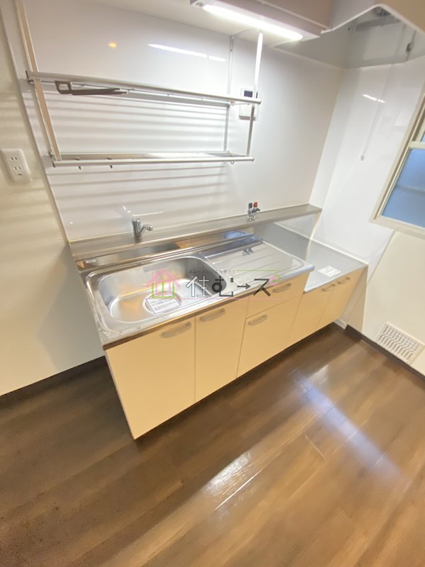 サンライフ鶴見 キッチン