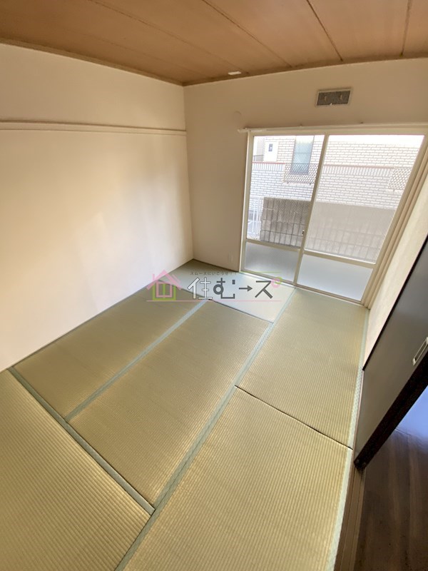 サンライフ鶴見 ベッドルーム