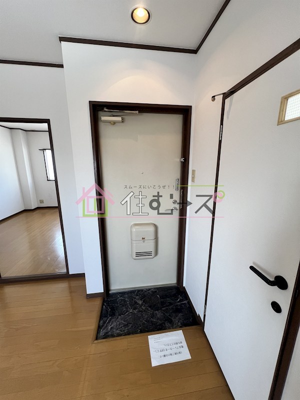 レストルーフ191 玄関