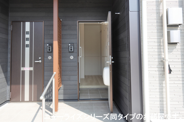 アルモニー羽曳野Ａ 玄関
