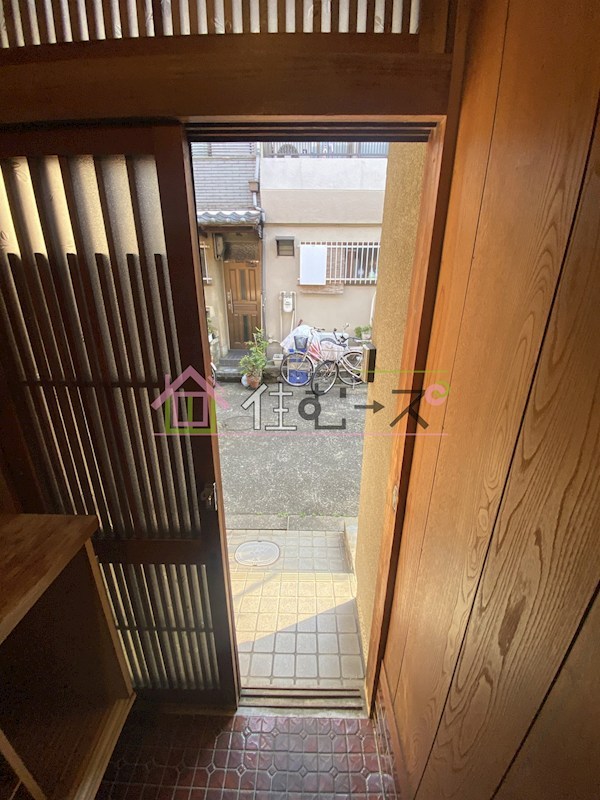 庭井２丁目貸家 玄関